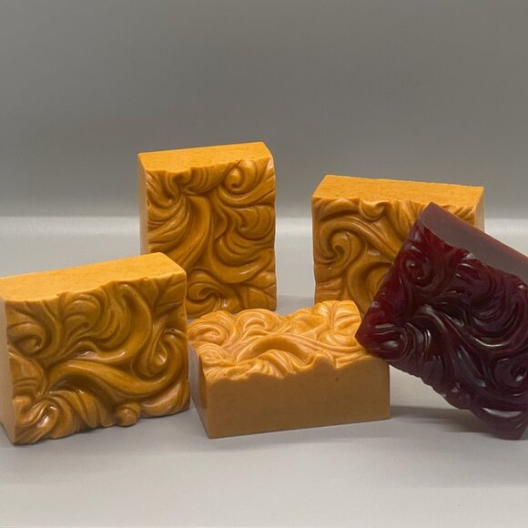 SERAJAL 100% NATURAL PRODUCT FOR YOUR SKIN CARE. NATURAL TURMERIC AND HONEY SOAP - Picture 1 of 8